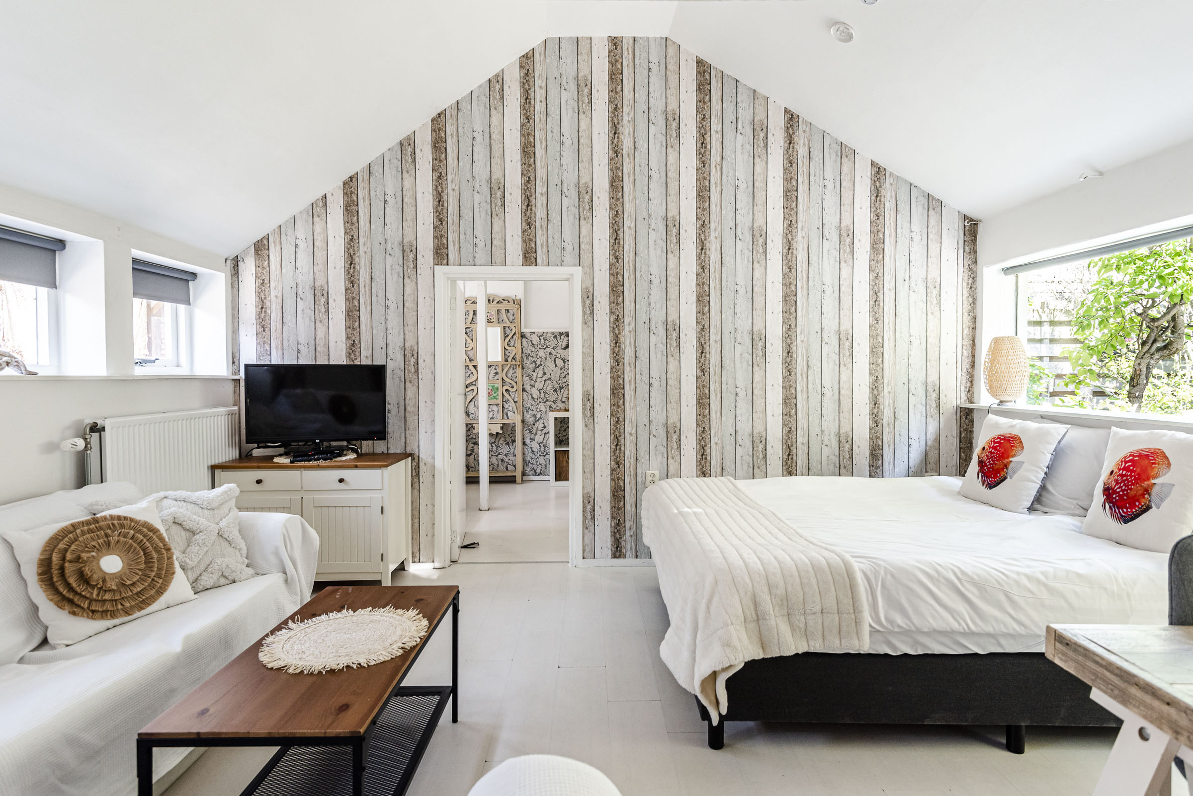 CA3AF71E_B26E_4C18_BC52_EC8DE863B476.jpeg CA3AF71E_B26E_4C18_BC52_EC8DE863B476.jpeg